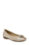 Anne Klein Akuna Cap Toe Flat In Mettallic Taupe