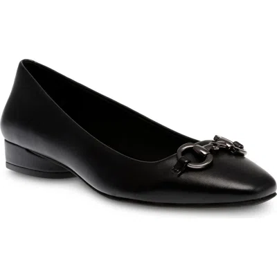 Anne Klein Cora Bit Flat