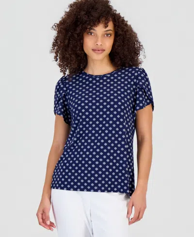 Anne Klein Essentials Ak Anne Klein Petite Crewneck Short-sleeve Printed Top In Distant Mountain,crisp White Multi