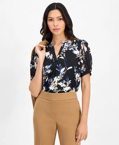 Anne Klein Essentials Petite Floral Split-neck 3/4-sleeve Blouse In Anne Black Mutli