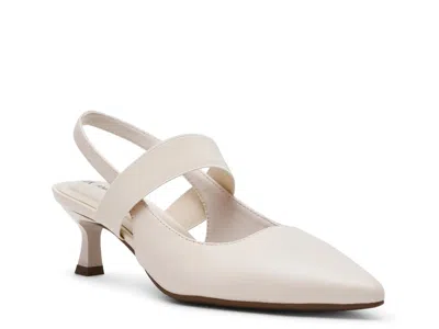 Anne Klein Issia Pump In White