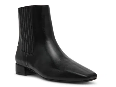 Anne Klein Raspey Bootie In Black