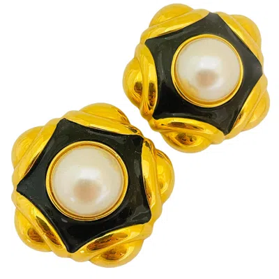 Pre-owned Anne Klein Vintage Gold Peael Enamel Designer Runway Clip On Earrings In Multi