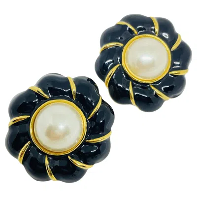 Pre-owned Anne Klein Vintage Gold Tone Enamel Pearl Designer Clip On Earrings In Multi