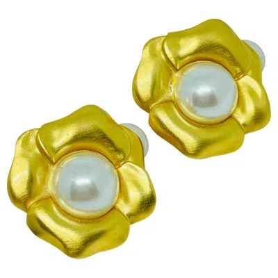 Pre-owned Anne Klein Vintage Matte Gold Tone Pearls Flower Designer Clip On Earrings In Multi