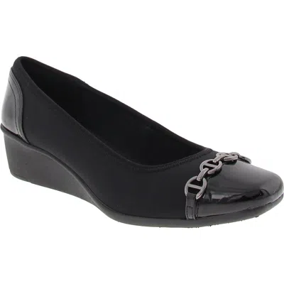 Anne Klein Webster Womens Chain Patent Loafer Heels In Multi