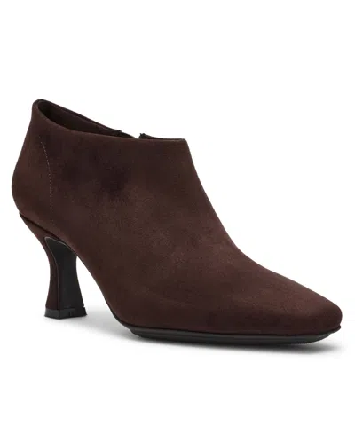 Anne Klein Women's Percy Snip Toe Shooties In Brown