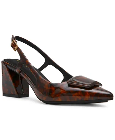 Anne Klein Rory Pump In Red