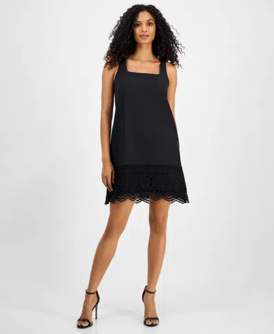 ANNE KLEIN WOMEN'S SQUARE-NECK LACE-HEM SHIFT DRESS