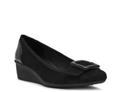 Anne Klein Wyatt Wedge Pump In Multi