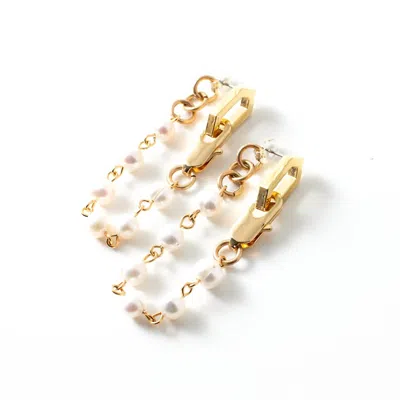 Anne-marie Chagnon Saopaolo Earrings In Pearl/gold In Silver