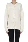 Anneclaire Rounded Neckline Pullover In White