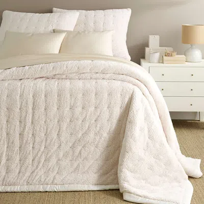 Annie Selke Marshmallow Fleece Puff Coverlet, Twin In Neutral
