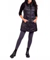 Anorak Long Metallic Down Vest In Black In Black