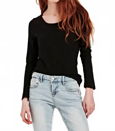 Another Love Cassie Scoop Neck Top In Black