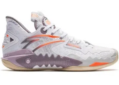 Pre-owned Anta Men's  Shock Wave 5 Kyrie Irving Saltation Sneakers In White/grey/orange
