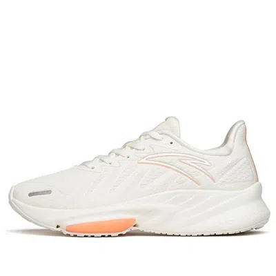 Anta (wmns)  Rocket 3 'ivory Orange' In White