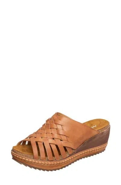 Antelope Daley Wedge Sandal In Taupe