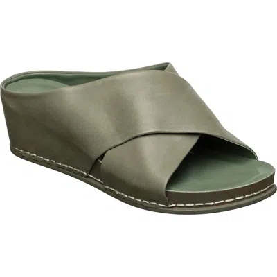 Antelope Santina Wedge Sandal In Green