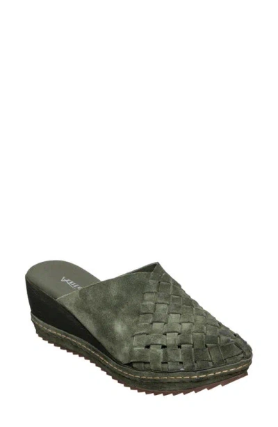 Antelope Teryl Platform Mule In Emerald Suede