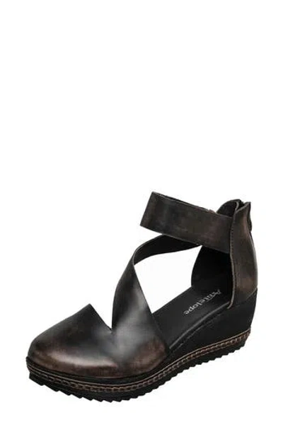 Antelope Trudy Wedge Sandal In Black