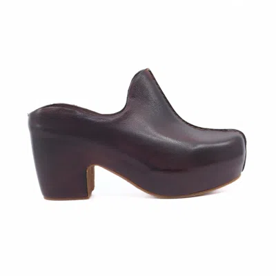 Antelope Vera Chunky Clog In Brown In Gray