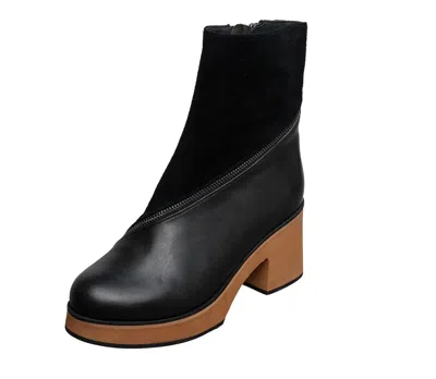 Antelope Women's Illeana Leather Boots In Black