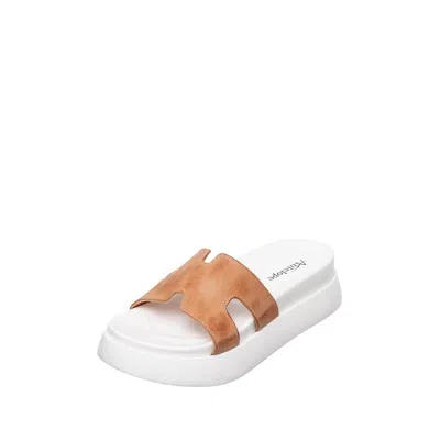 Antelope Women's Savvy Sandal In Taupe