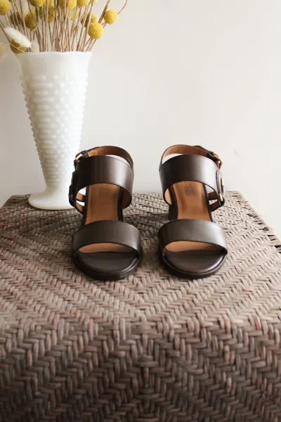 Anthology Editions Women's Cleya Heel In Marron In Multi
