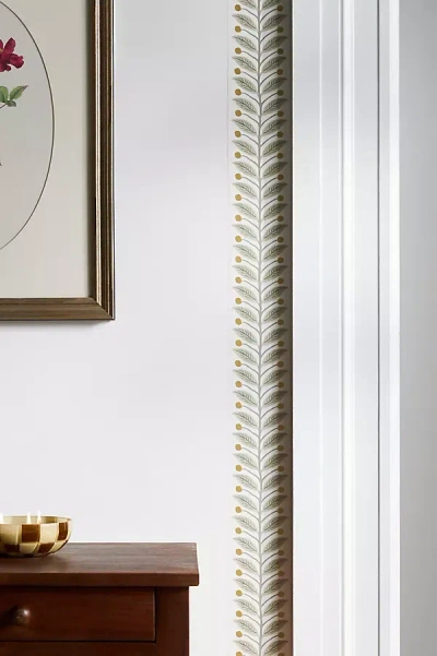 Anthropologie Garden Wallpaper Trim In White