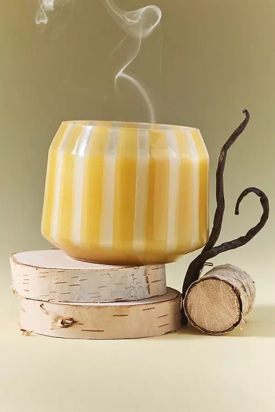 Anthropologie The Gather Candle By : Gourmand Vanilla & White Cedar In Yellow