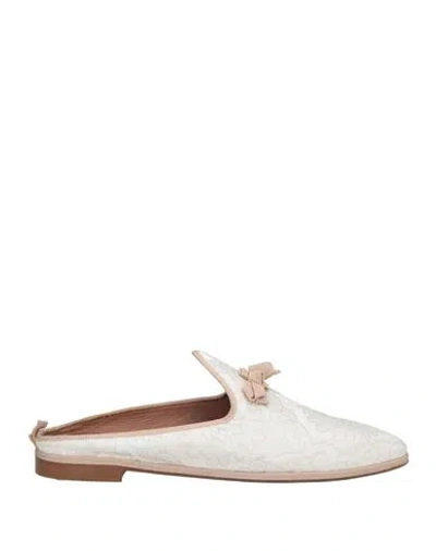 Antico Setificio Fiorentino Woman Mules & Clogs Off White Size 8 Textile Fibers