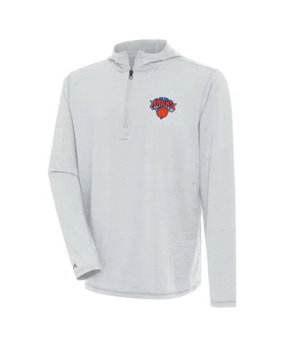 Antigua Men's Heather Gray New York Knicks Tidy Quarter-zip Lightweight Pullover Sweatshirt