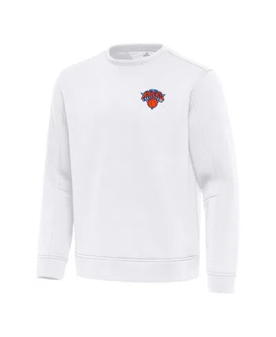 Antigua Men's White New York Knicks Relevant Pullover Sweatshirt