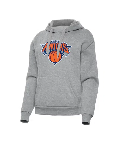 Antigua Women's Heather Gray New York Knicks Victory Pullover Hoodie