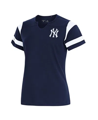 Antigua Women's Navy New York Yankees Encounter Notch Neck Top