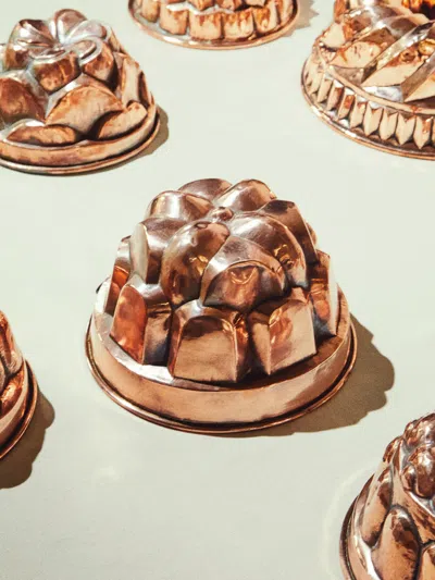 Antique And Vintage 19th-century Copper Decorative Mould In Brown