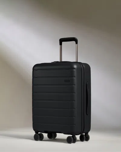 ANTLER ANTLER EXPANDABLE CARRY-ON LUGGAGE IN MIDNIGHT BLACK - STAMFORD 2.0