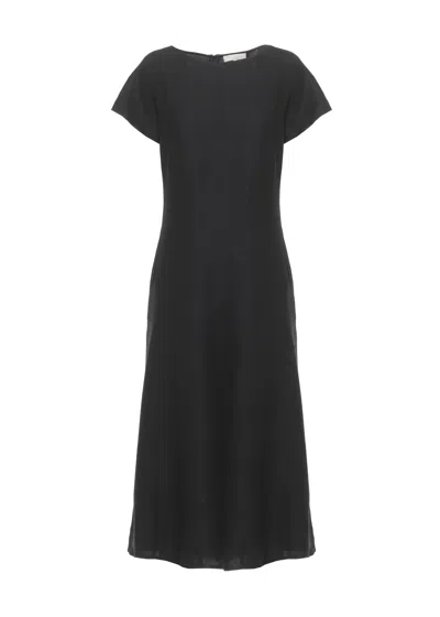Antonelli Flowing Maxi Dress With Subtle Vertical Seam Detailing In Black