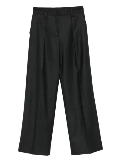 Antonelli Pleated Trousers In Black