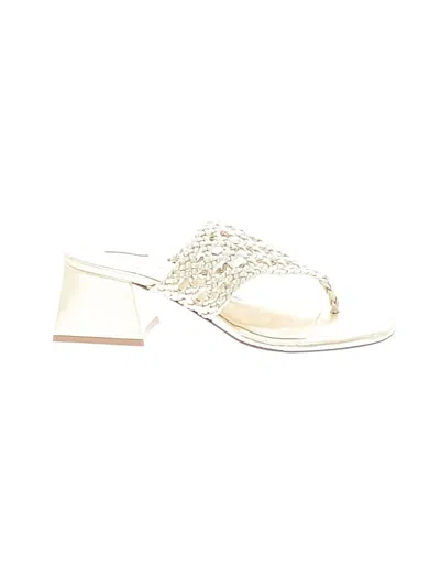 Pre-owned Antonio Melani Sandals In Ivory
