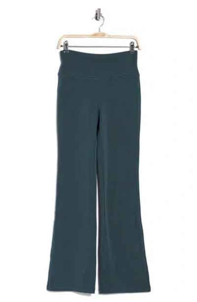 Apana Flared Leggings In Pink