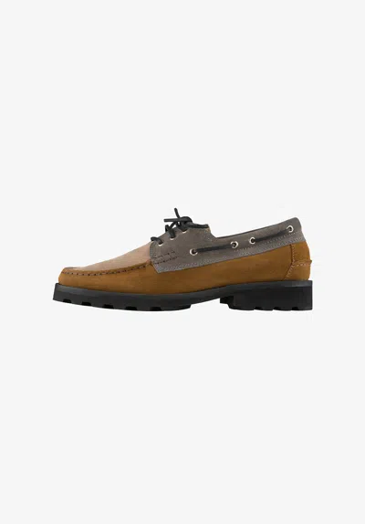 A.p.c. A. P.c. Augustin Shoes Us 9 Multicoloured