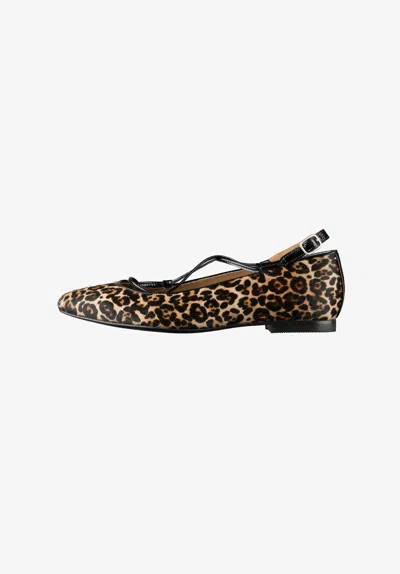 A.p.c. A. P.c. Katie Ballet Flats Us 9 Black