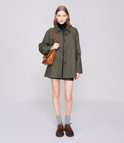 Apc Chestnut Brown In Green