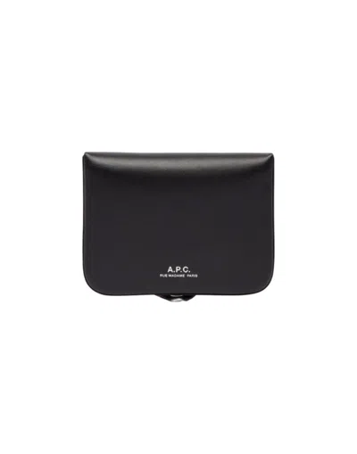 Apc Compact Leather Coin Purse With Subtle Logo In Black