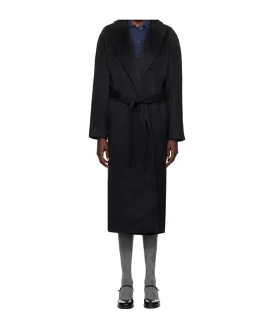 Apc Floriane Long-sleeved Coat In Black