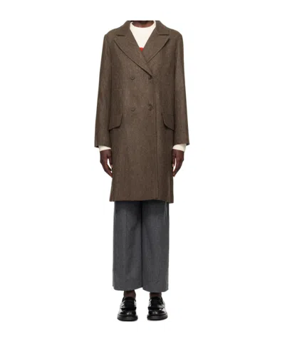 Apc Ginny Coat In Brown