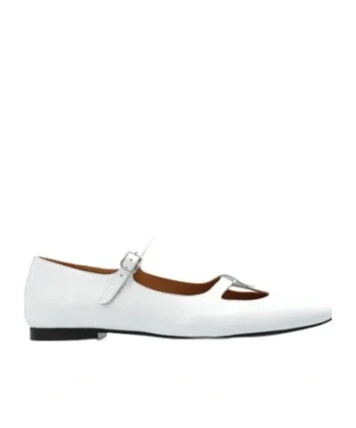 Apc Katie Leather Ballerina Shoes In White