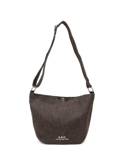 A.p.c. 로고 프린트 숄더 백 In Brown